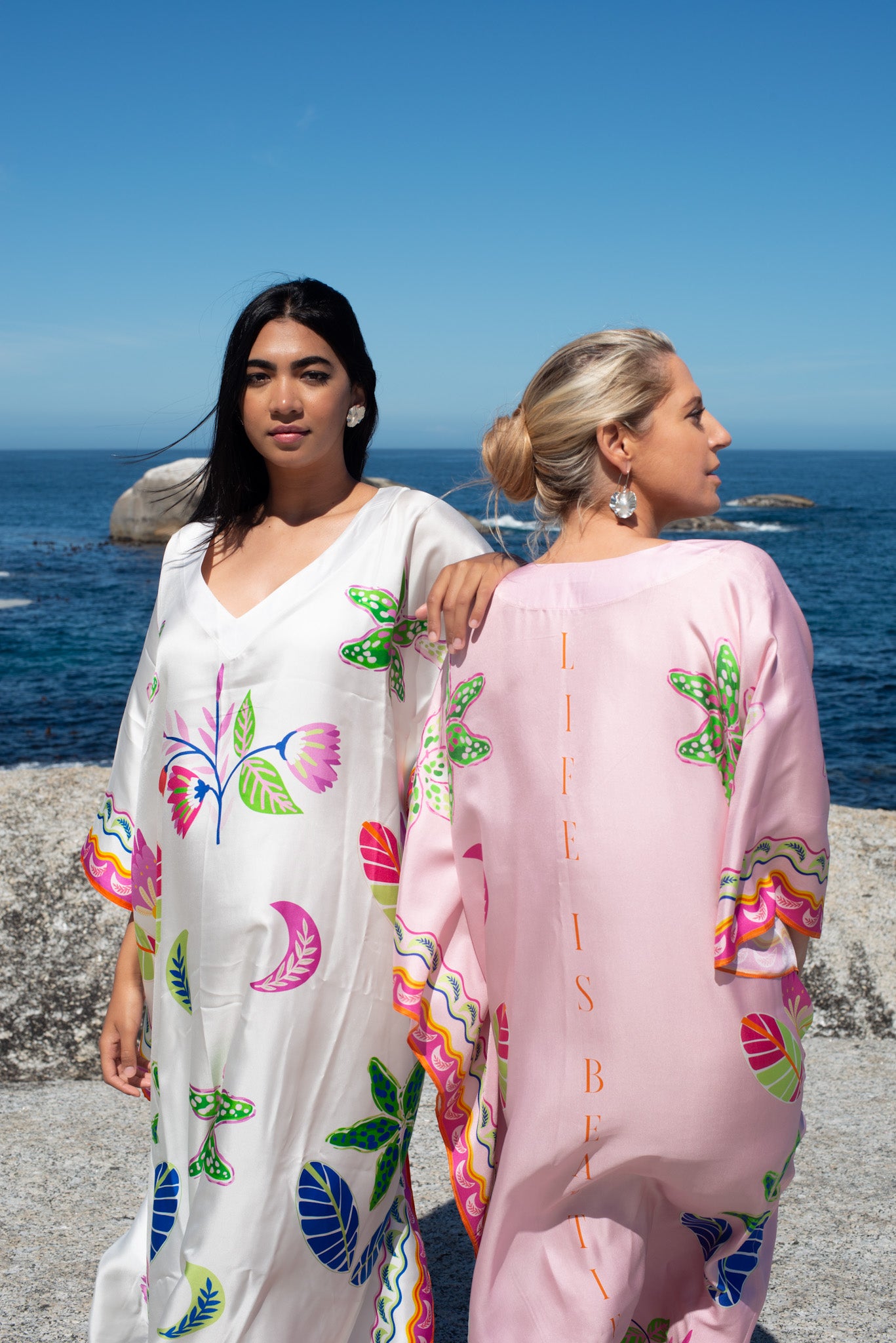Kaftan Silk - Life is Beautiful White