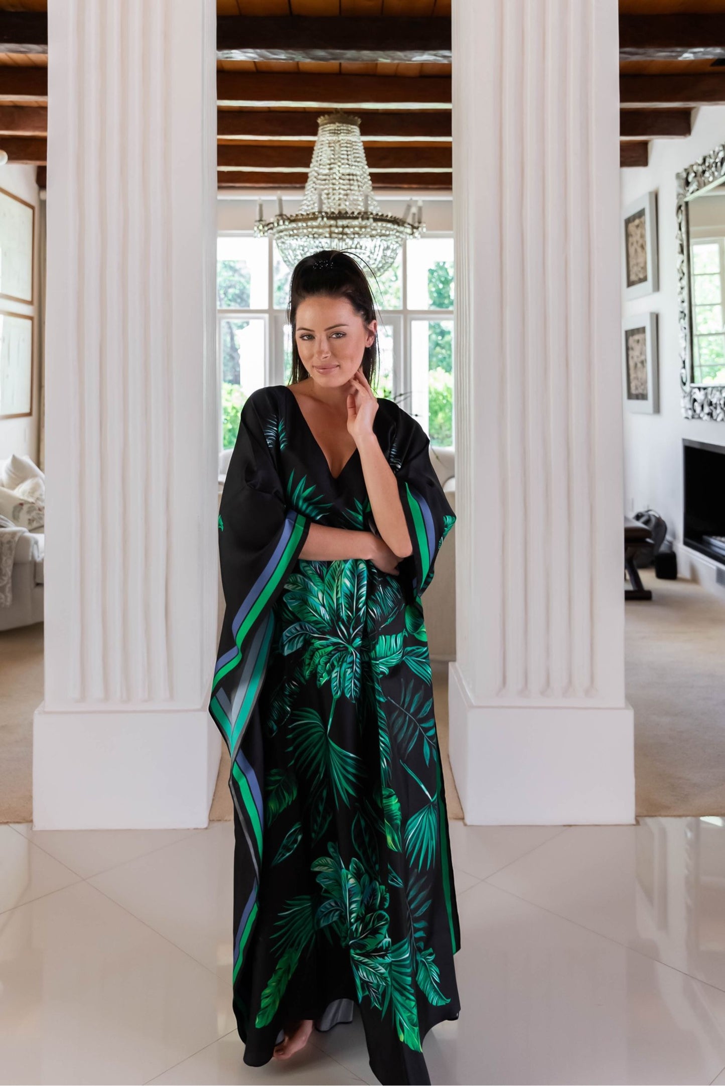 Kaftan Silk - Black Palm