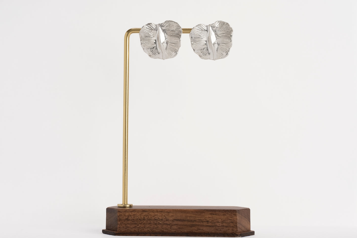 Limited Edition Collection - Large Bushwillow studs - Silver