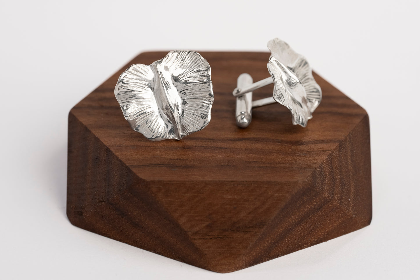 Handcrafted Men's Bushwillow Cufflinks