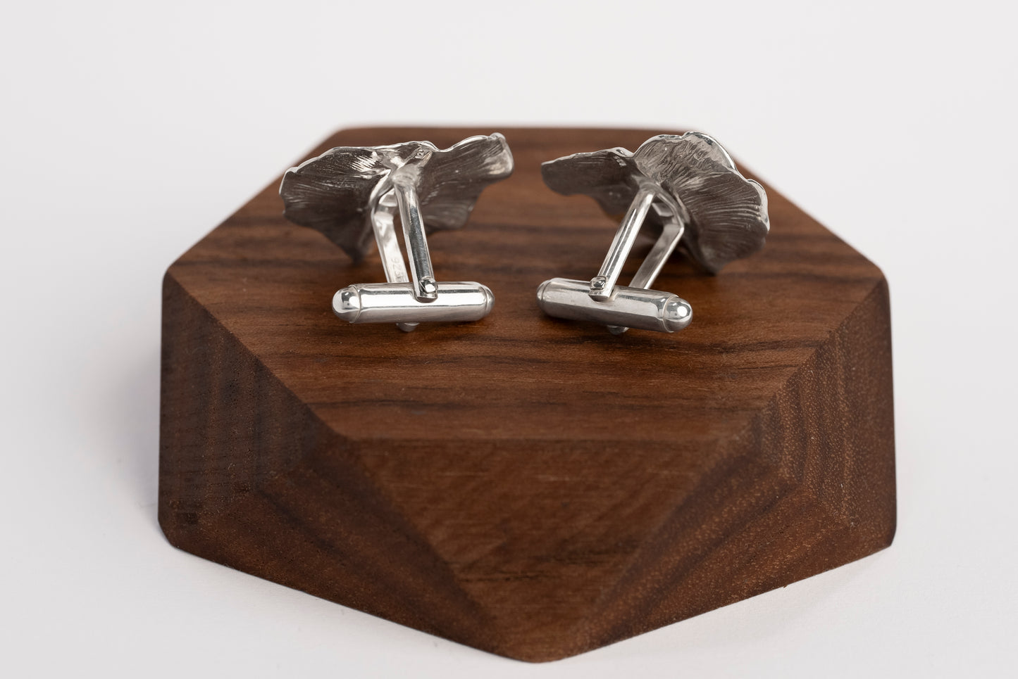 Handcrafted Men's Bushwillow Cufflinks